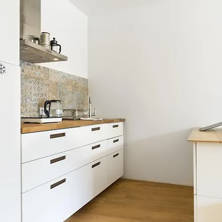 Dworska Deluxe Apartment